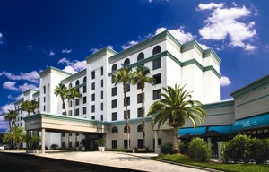 Exterior of Buena Vista Suites near Walt Disney World