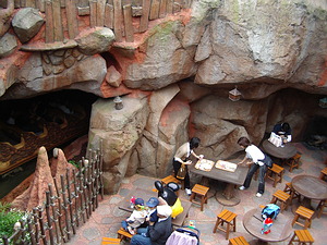 Seating area for Grandma Sara's - note the Splash Mountain log going by on the left.
